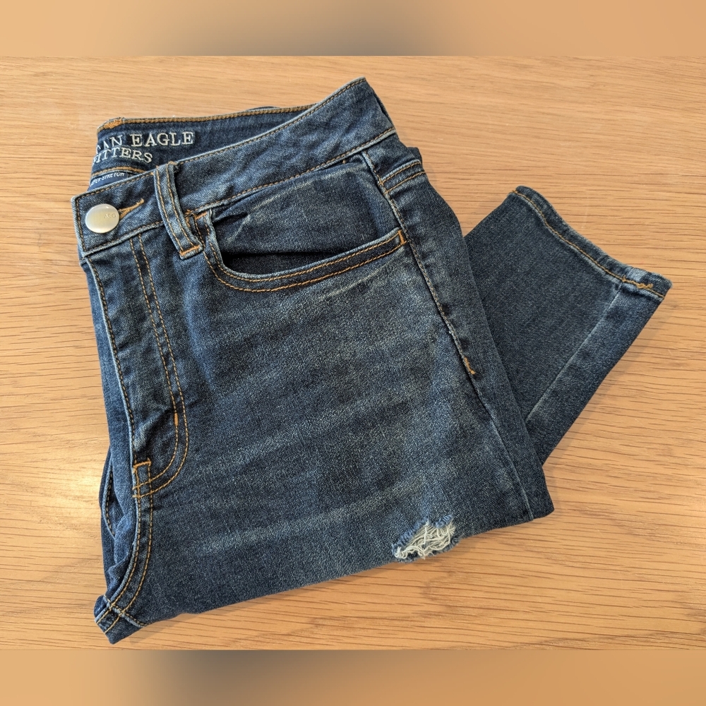 American Eagle Outfitters Distressed Hi-Rise Dark Wash Jeggings in 6 Short
